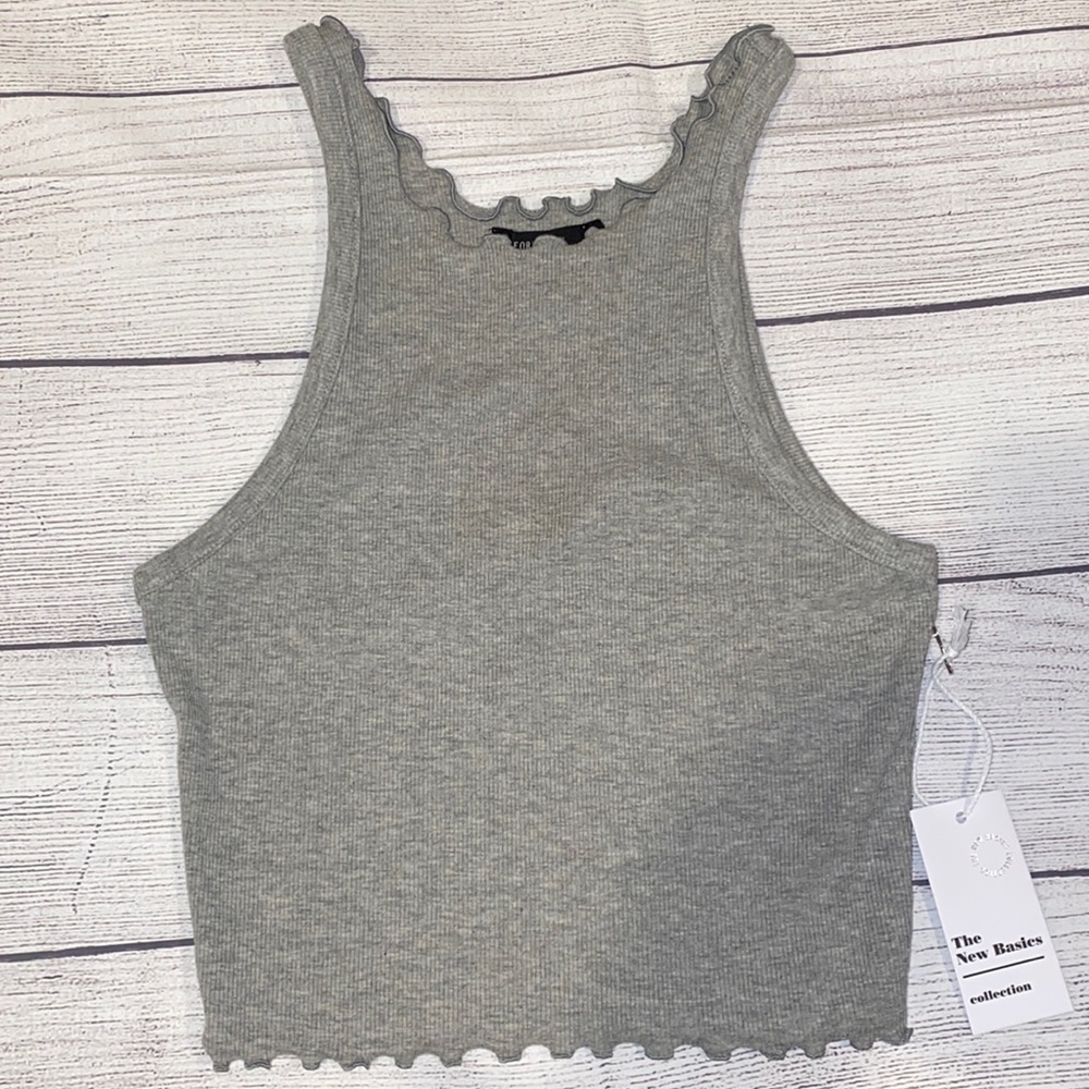 FOREVER 21 - CROP TANK TOP
